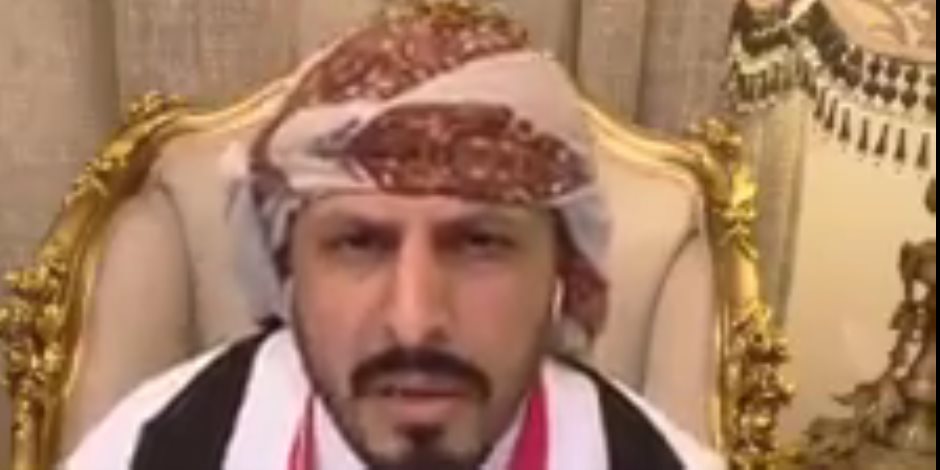 شقيق توكل كرمان يصرخ: ردوا لنا الوطن وخذوا أموال الدنيا.. نحتاج توبة جماعية بسبب الثورة المشؤومة (فيديو)