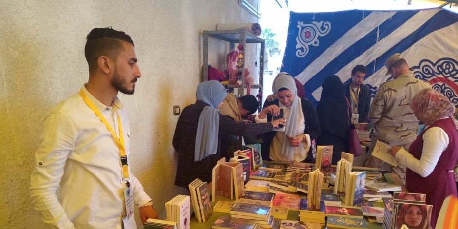 بمشاركة 2300 كتاب و10دور نشر.. افتتاح أول معرض كتاب بشمال سيناء (صور)