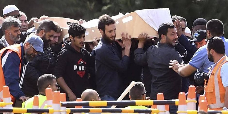 شيطنة المسلمين في عيون الغرب: إرهابي مذبحة نيوزيلندا.. وذئاب «كراجينا»
