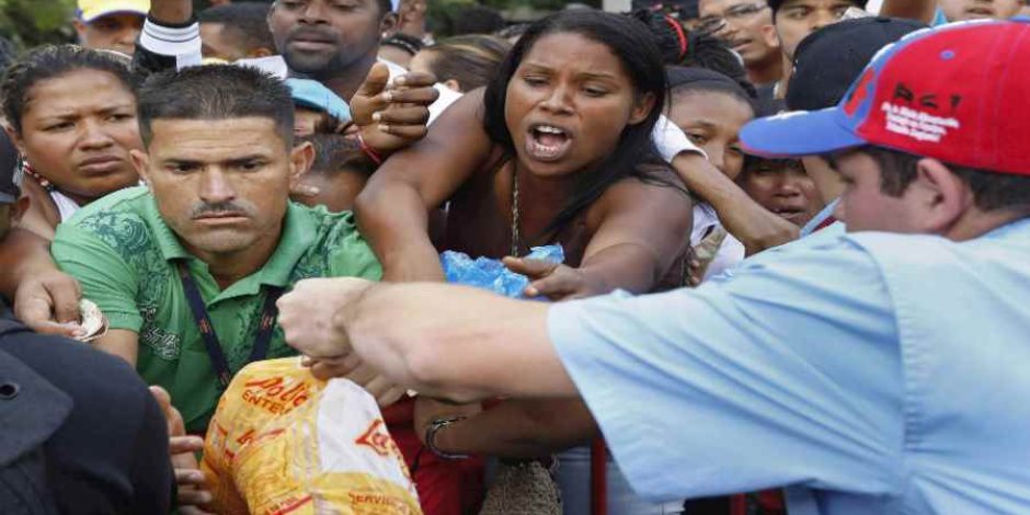 اقتصاد المقايضة.. العمل مقابل الغذاء في فنزويلا  
