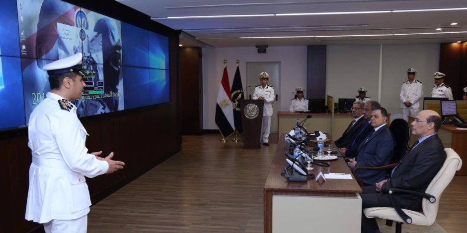 وزير الداخلية يتابع إجراءات تأمين سير الاستفتاء على التعديلات الدستورية (صور) 
