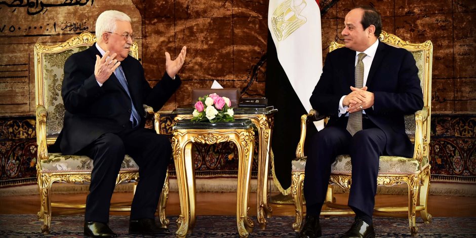 السيسى يؤكد لـ«أبو مازن» دعم مصر الكامل للموقف الفلسطينى تجاه مسار التسوية