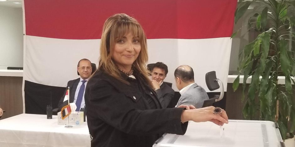 اليوم الأخير.. استمرار توافد المصريين على مقر القنصلية بنيويورك للمشاركة في الاستفتاء (صور) اليوم الأخير.. استمرار توافد المصريين على مقر القنصلية بنيويورك للمشاركة في الاستفتاء (صور)