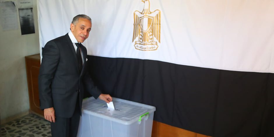 سفير مصر لدى بغداد: اليوم الثالث للاستفتاء لم يختلف في نسب الإقبال المتميز من المصريين