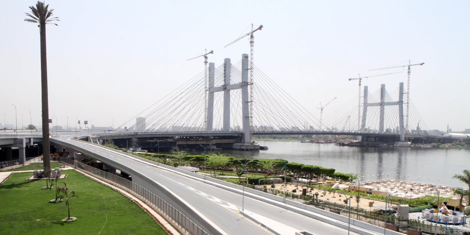 مصر تدخل موسوعة جينيس ببناء أعرض جسر جوي (فيديو جراف)