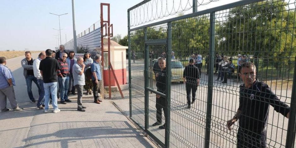 تفاصيل جديدة في فضيحة تعذيب دبلوماسيين أتراك بسجون أردوغان 