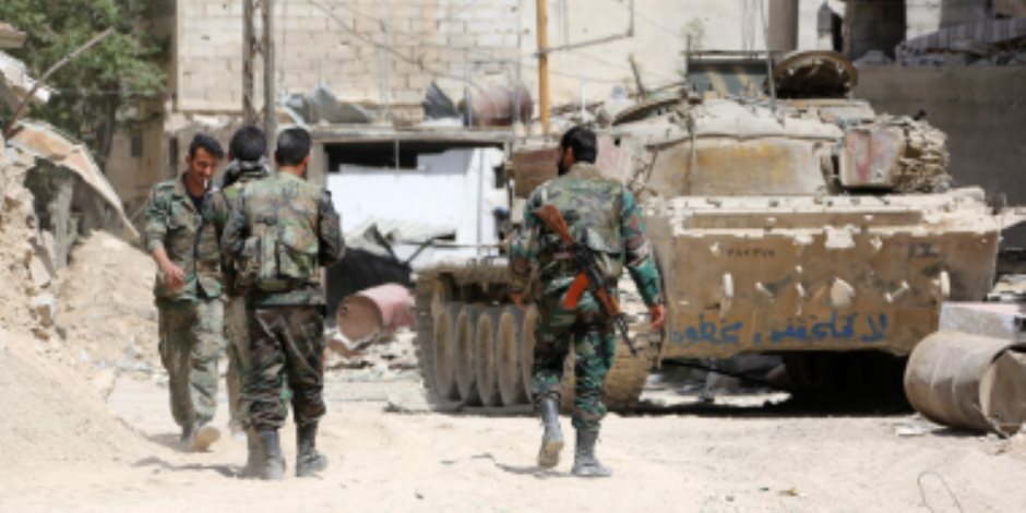 الجيش السوري يقصف تجمعات لإرهابيي فتح الشام بريف إدلب الجنوبي