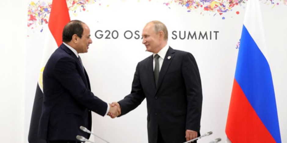 "بوتين" للسيسى: روسيا مهتمة بتطوير العلاقات مع مصر فى الفترة المقبلة