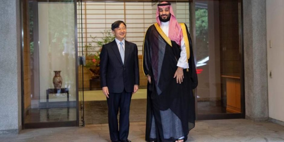 كيف يرى السعوديون استقبال إمبراطور اليابان لمحمد بن سلمان؟  