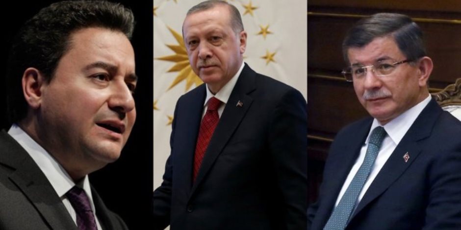رفاق أردوغان ينهون عهده بتمرد جديد على حزب العدالة والتنمية (فيديوجراف)