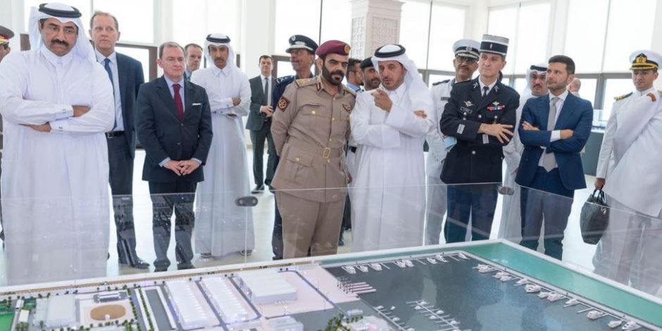 «الشهواني في كل مكان».. «قائد الحرس الأميري» منتشر في قطر (صور)