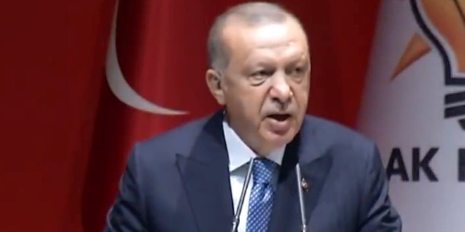 شهادة للتاريخ: أردوغان لا يملك مؤهلا جامعيا