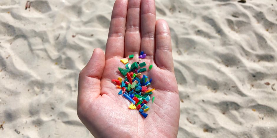 هل التعرض للمواد الكيميائية فى البلاستيك يرفع خطر سمنة الأطفال؟ 