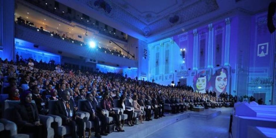 القاهرة شاهدة على التفاعل بين المواطنيين والرئيس فى مؤتمرات الشباب