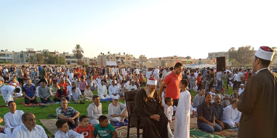 أرض الفيروز عيدنا.. أهالي شمال سيناء يؤدون صلاة العيد في 35 ساحة بمختلف المدن (صور)