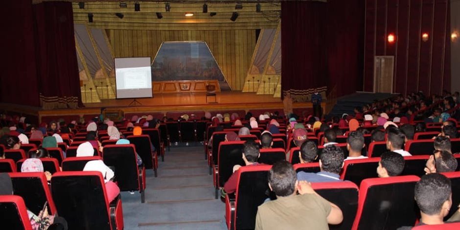 معركة غلق  «السناتر».. هل تنجح الضبطية القضائية في محاربة ظاهرة الدروس الخصوصية؟