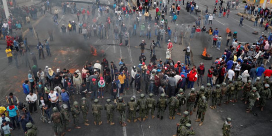 جولة في صحف العالم: تواصل أعمال العنف بالإكوادور.. والجيش يتصدى للمحتجين