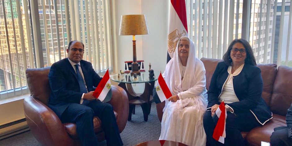 السفارة المصرية فى كندا تنظم  لقاءً موسعاً ومحاضرة  لـ"ماما ماجي"