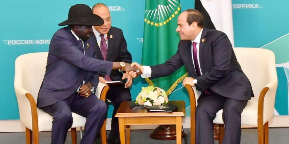 السيسى يلتقى "سلفا كير" في سوتشي.. ويؤكد مساندة مصر لحكومة وشعب جنوب السودان