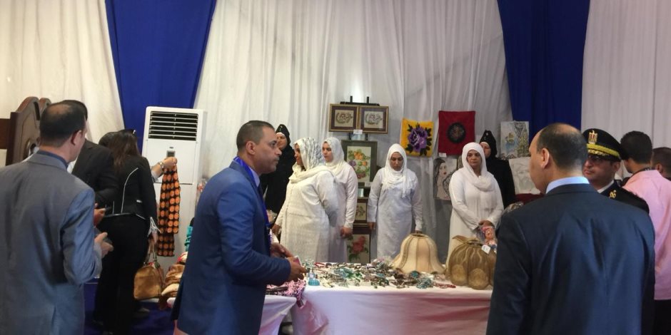 شاهد.. منتجات الأثاث والسلع الغذائية لنزلاء السجون بأسعار مخفضة ( صور) شاهد.. منتجات الأثاث والسلع الغذائية لنزلاء السجون بأسعار مخفضة ( صور)