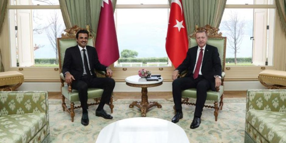 متجاهلًا أزماته الاقتصادية.. تميم يدعم الليرة التركية بنصف ميزانية الدوحة