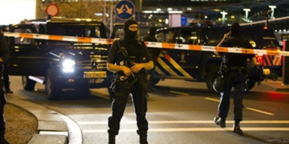 الشرطة الهولندية: إصابة عدة أشخاص في حادث طعن بـ«لاهاي»