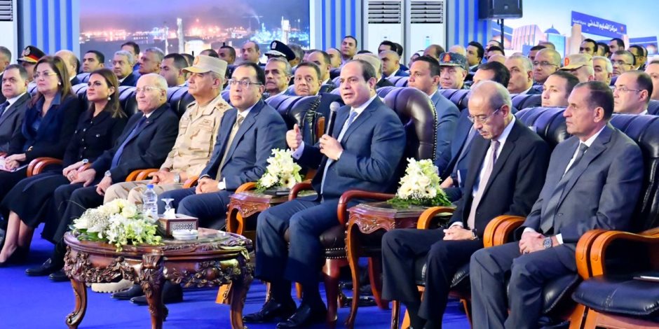 الرئيس السيسى من دمياط: "مصر تتحرك للأمام ومفيش عودة مرة تانية للخلف"