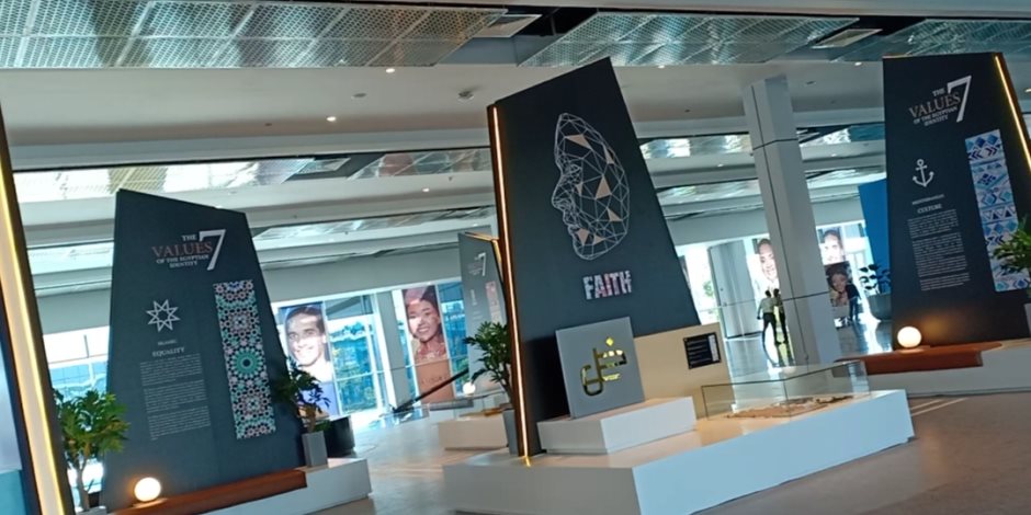 منتدى شباب العالم.. النصب التذكاري للأعمدة السبعة للهوية المصرية يزين الحدث العالمي (صور) 