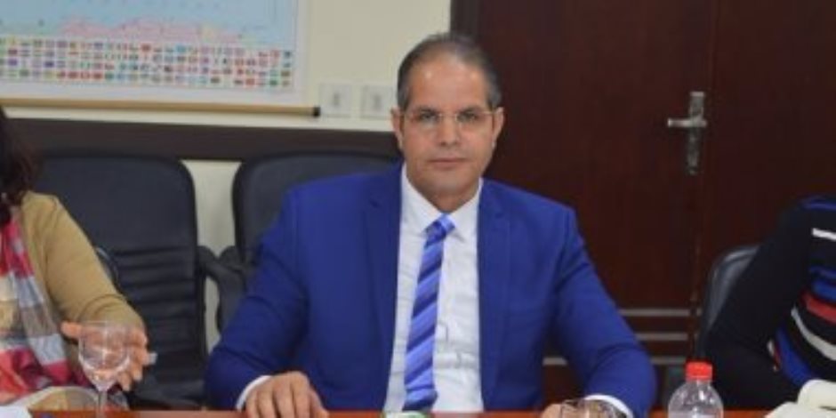 رئيس شعبة المواد العازلة يطالب وزيرة التجارة باستئناف صرف حصص الخامات للمصانع