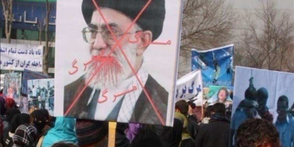 بعد سقوط 1500 قتيل.. ترقب إيراني واجراءات أمنية استباقية بالتزامن مع دعوات احتجاجية 
