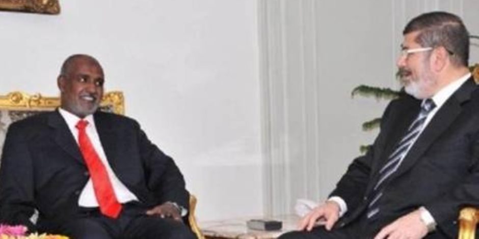"مهندس تمرير صفقة السد الأثيوبي مع مرسي".. تفاصيل إحباط هروب مدير جهاز الإخوان السري في السودان إلى تركيا