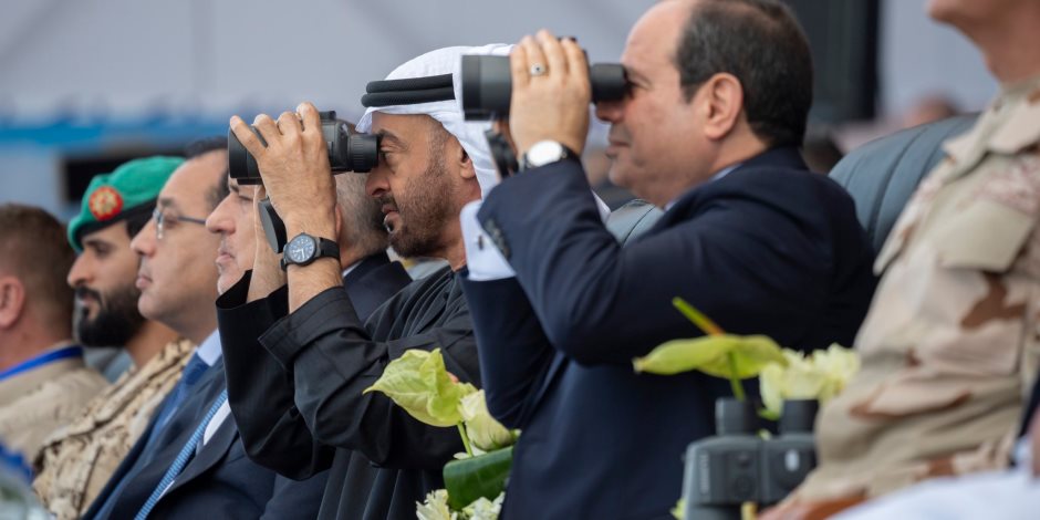 ولى عهد أبو ظبى فى افتتاح قاعدة برنيس: إنجازات نوعية تعكس رؤية مصر الطموحة