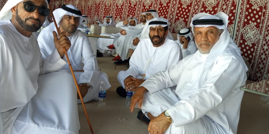 فرقة الحربية للفنون الشعبية الإماراتية تشارك بمهرجان شرم الشيخ التراثي بفنون «العيالة» (صور)