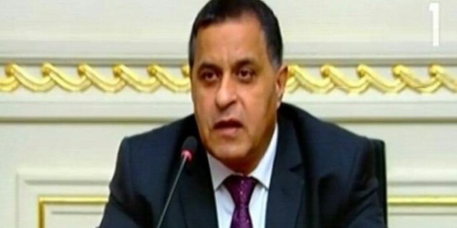 «معلش».. رئيس سكك حديد مصر: «أنا تعبان نفسيا» ويستهين بضحايا القضبان