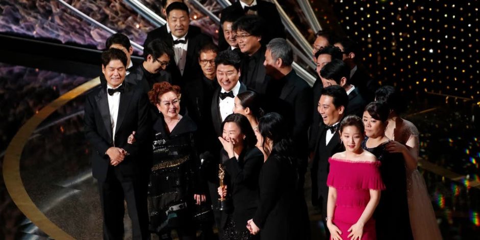 الطُفيلي.. حكاية الفيلم الكوري الذي استحوذ على قلوب وجوائز الأوسكار