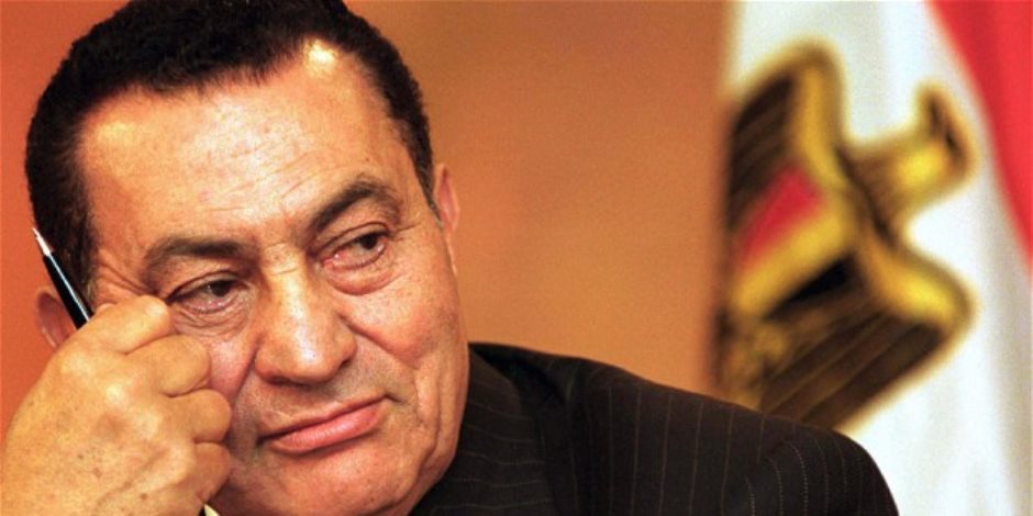 كيف أحبطت البيروقراطية الخطط الاقتصادية الطموحة في عهد مبارك؟