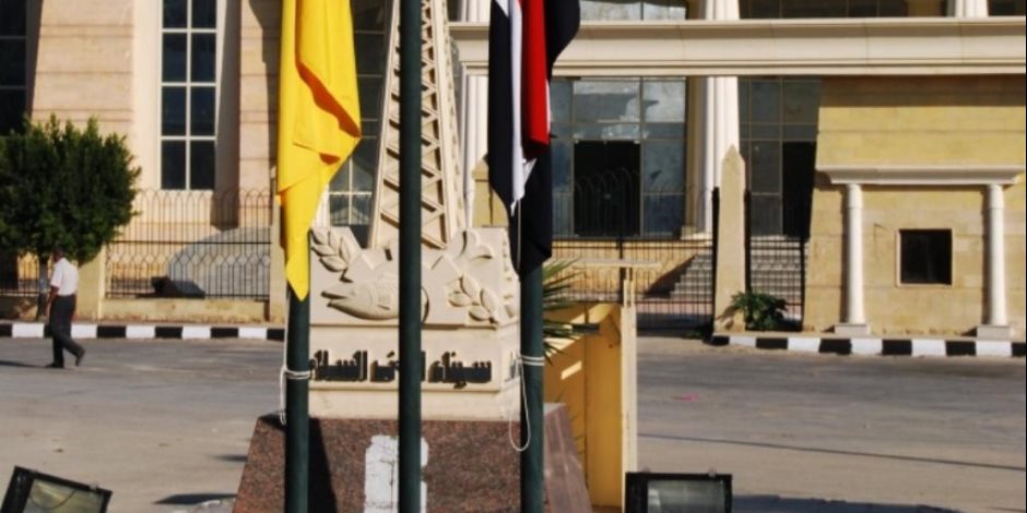 «شمال سيناء» تنكس الأعلام لمدة 3 أيام حدادا على وفاة مبارك