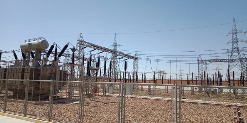 تفاصيل الانتهاء من أكبر مشروعات شركة نقل الكهرباء في مصر (صور)