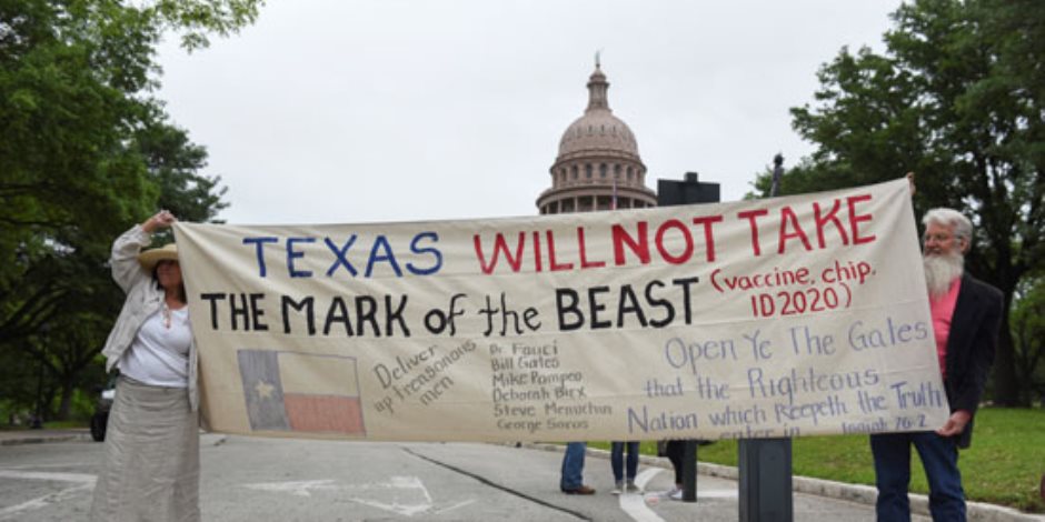 مظاهرات بمدينة أوستن الأمريكية لرفض قرارات ولاية تكساس بالبقاء فى المنازل