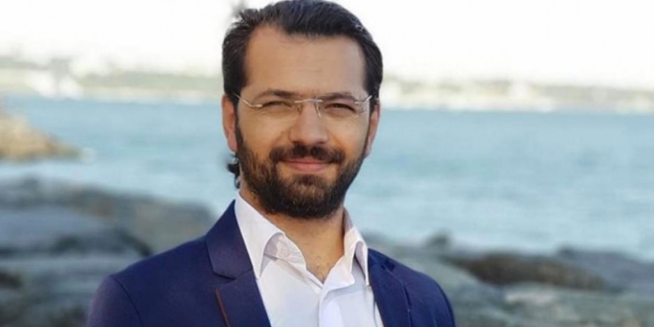 على طريقه المعتوه أردوغان.. صحفي تركي يطالب بضم ليبيا إلى بلاده على طريقه المعتوه أردوغان.. صحفي تركي يطالب بضم ليبيا إلى بلاده