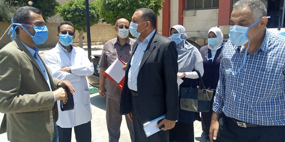 «شوشة» يشكل لجنة عليا للمرور اليومي على مستشفيات العزل بشمال سيناء (صور)