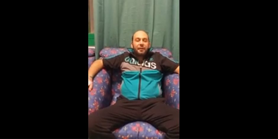 الطبيب البطل محمود سامى يوضح آخر تطورات حالته الصحية (فيديو)