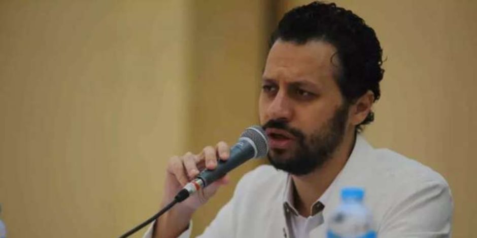 مهرجان القاهرة السينمائى يقبل استقالة المدير الفنى أحمد شوقى