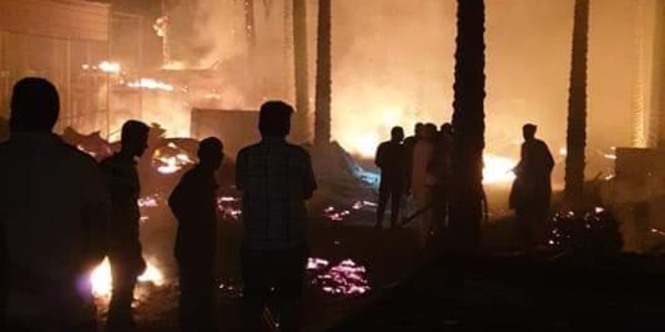 حريق ضخم في سوق السيراميك بالمرج.. وإصابات بجروح واختناقات (صور)