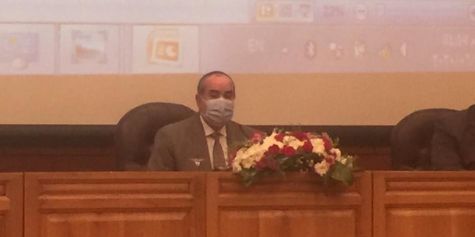 وزير الطيران: الصحة ستحدد الدول المتفشي بها الوباء لإلزام ركابها بتحليل pcr