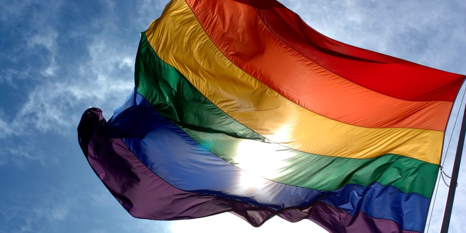داعمو المثلية الجنسية.. بين التعاطف اللحظي على السوشيال ميديا وهدم الثوابت