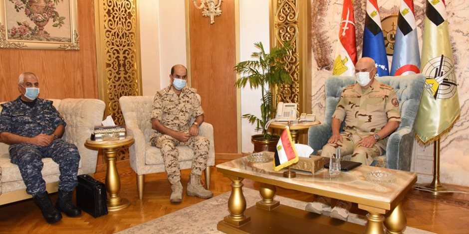 رئيس أركان حرب القوات المسلحة يلتقى مساعد رئيس هيئة الأركان البحريني للعمليات