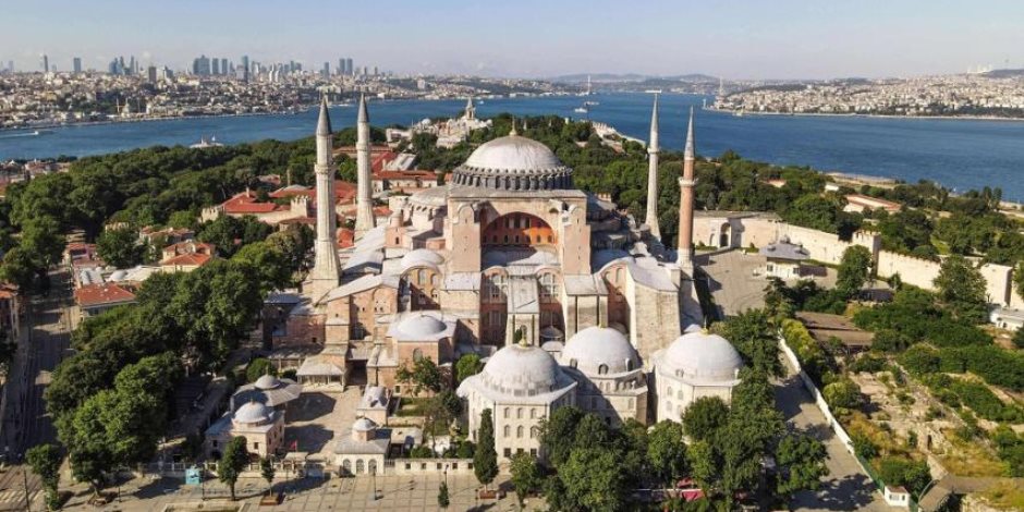فتنة «آيا صوفيا».. تركيا تنتظر عزلة دولية بعد تحويل المتحف إلى مسجد 