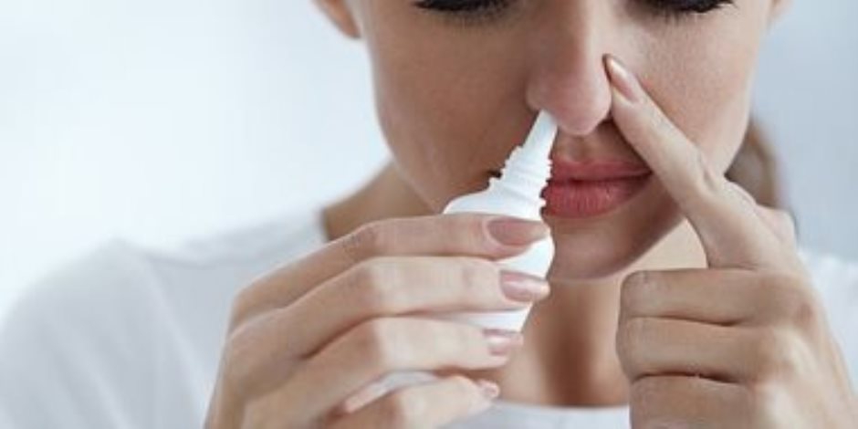 رذاذ الفم لعلاج نزلات البرد قد يزيل فيروس كورونا بنسبة 98.3٪ .. دراسة جديدة