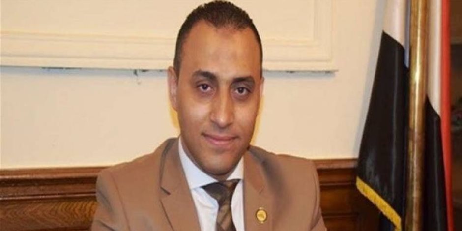 سعد بدير.. النائب الغائب الحاضر يعوض غيابه البرلماني بحضور المناسبات 